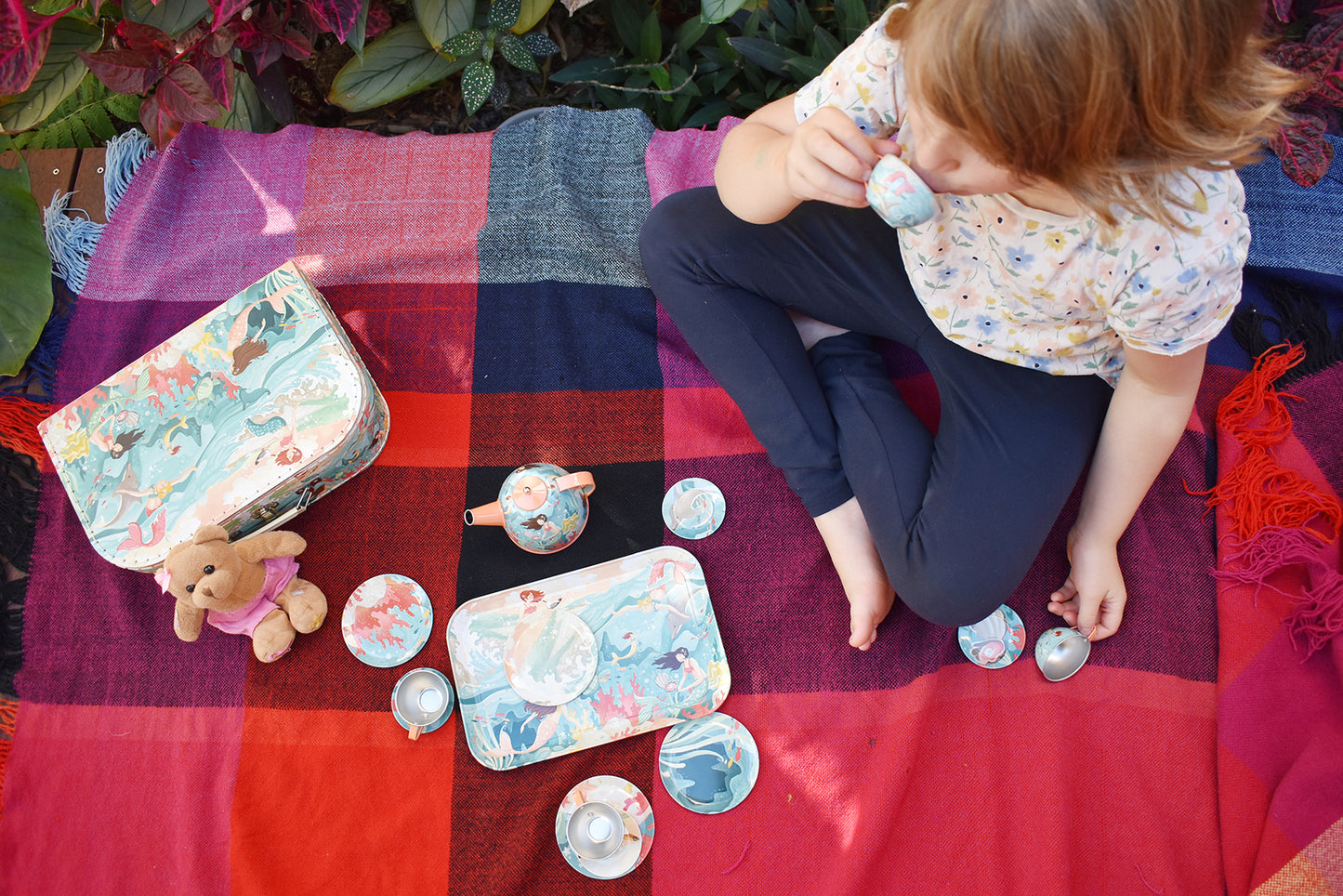 Mermaid Tin Tea Set In Suitcase