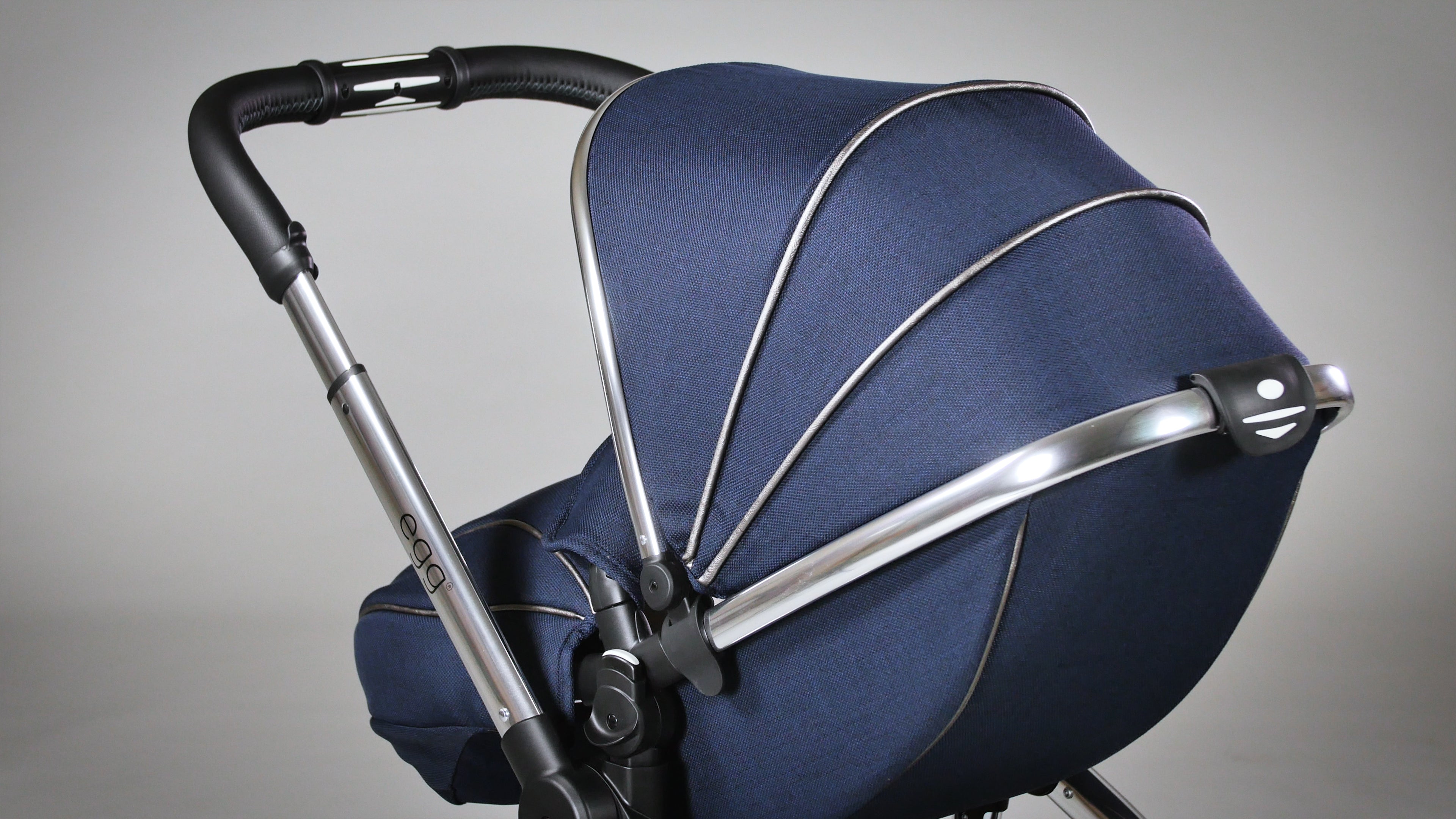 Egg pushchair regal clearance navy