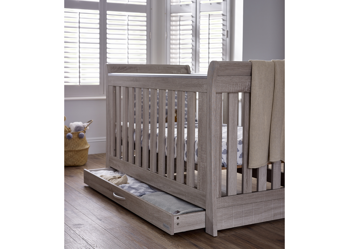 Elegant Ash Cot